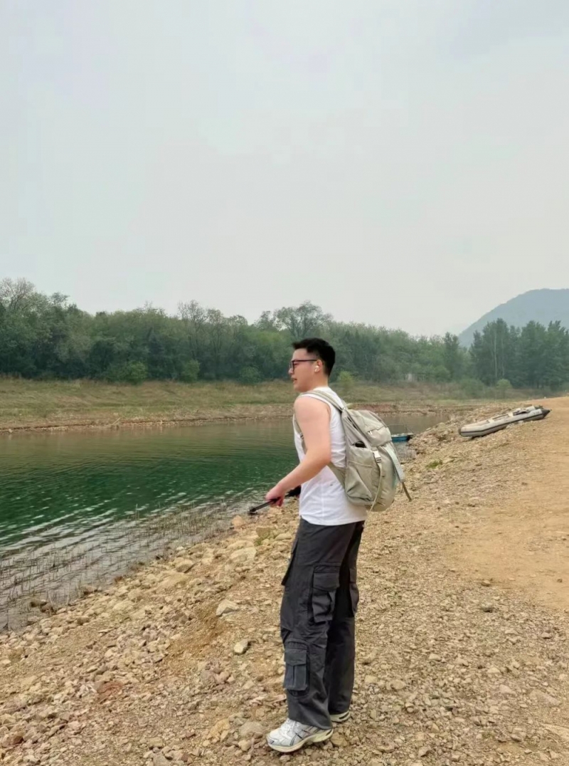小邹